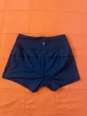 Lululemon Shorts Womens 2 Black Gym Athletic Activewear Running Sportswear